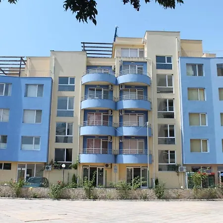Aqua Blue Sea View Penthouse * Slăntjev Brjag